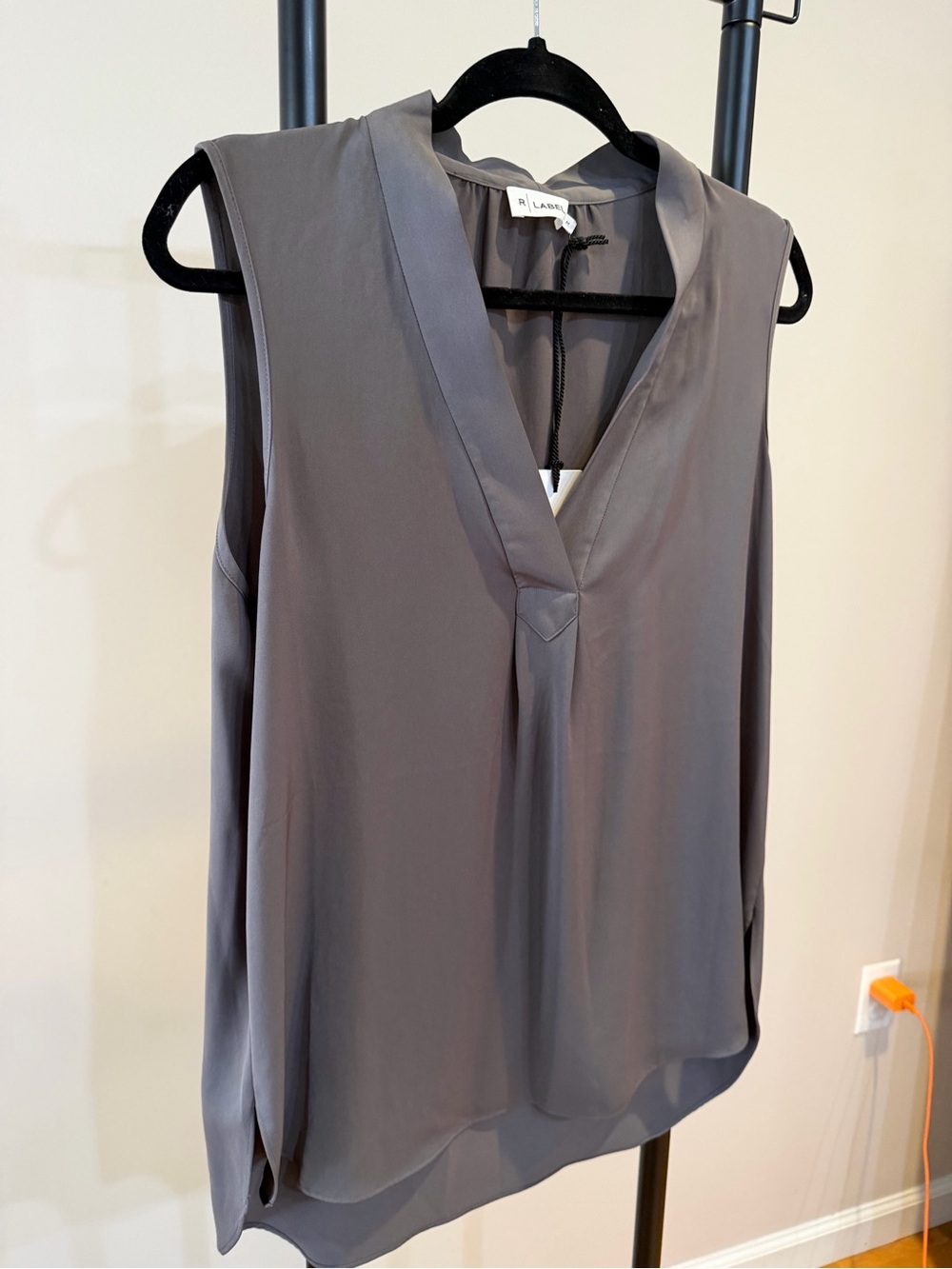 R-Label Gray Mulberry Silk Sleeveless Weekend V-Neck Blouse